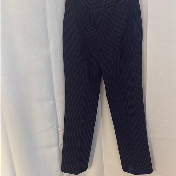 Majora women’s pinstripe dress pant. Size 12. - Picture 5 of 8